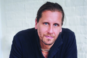 Dr. Beau Lotto