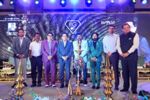 IIG GUEST AND TEAM