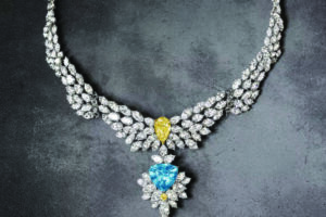 The art deco sapphire suite from Harry Winston 1 HW 1