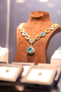 JGTD24 gemstones