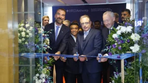 1280x720 Ribbon cutting